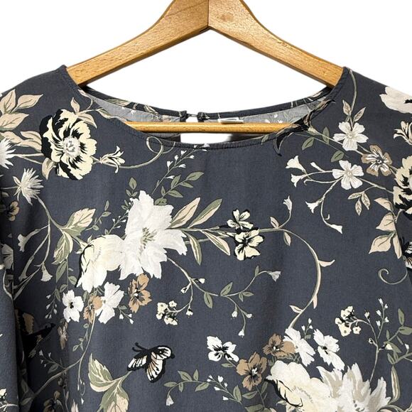 Old Navy Women’s Plus Size XXL Shift Dress Gray Floral 3/4 Ruffle Sleeve Cottage - Picture 3 of 6